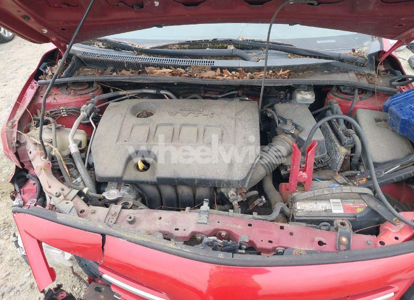 Photo 10 of 2013 Toyota Corolla LE (VIN 2T1BU4EE4DC948101)