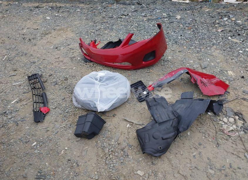 Photo 12 of 2013 Toyota Corolla LE (VIN 2T1BU4EE4DC948101)