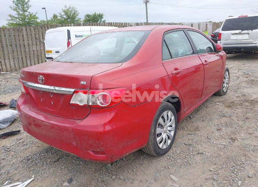 Photo 4 of 2013 Toyota Corolla LE (VIN 2T1BU4EE4DC948101)