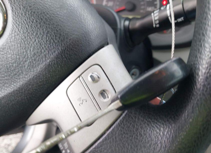 Photo 11 of 2013 Toyota Corolla LE (VIN 2T1BU4EE4DC949779)