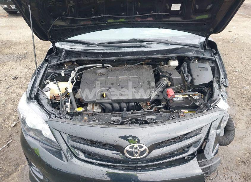 Photo 10 of 2013 Toyota Corolla S (VIN 2T1BU4EE4DC980210)