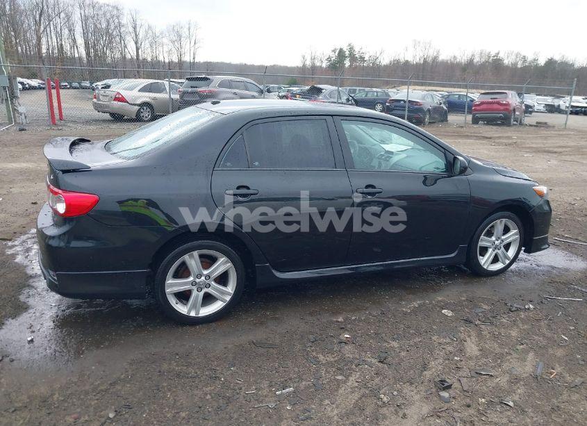 Photo 13 of 2013 Toyota Corolla S (VIN 2T1BU4EE4DC980210)