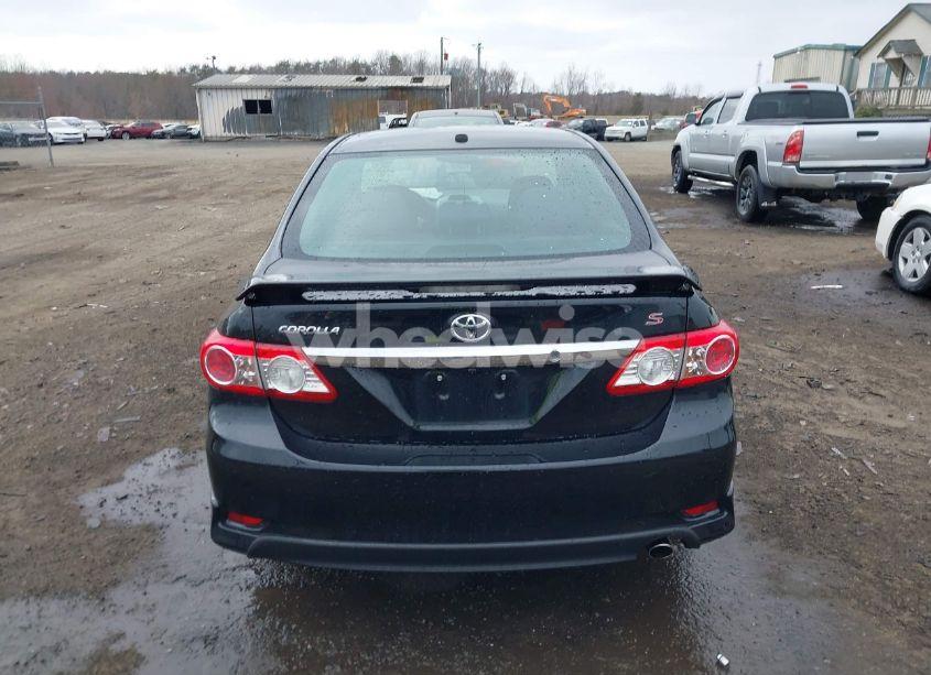 Photo 16 of 2013 Toyota Corolla S (VIN 2T1BU4EE4DC980210)