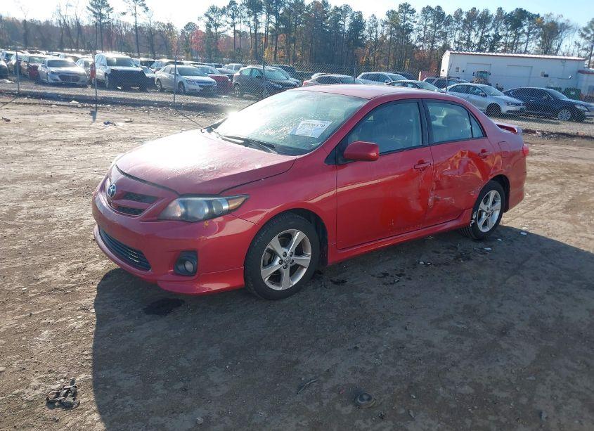 Photo 2 of 2013 Toyota Corolla S (VIN 2T1BU4EE4DC987495)