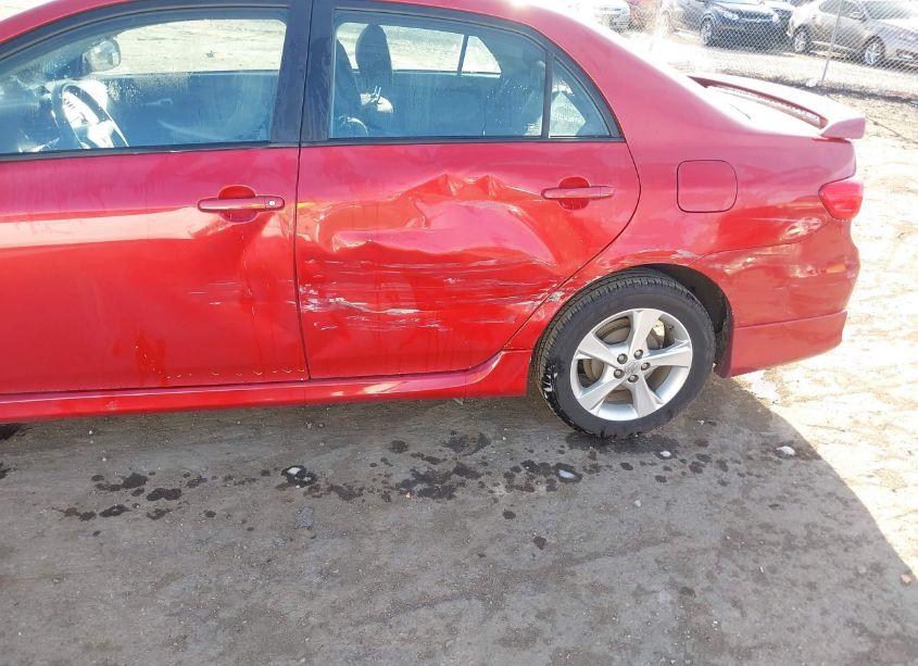 Photo 6 of 2013 Toyota Corolla S (VIN 2T1BU4EE4DC987495)