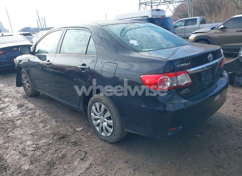 Photo 3 of 2013 Toyota Corolla LE (VIN 2T1BU4EE4DC987884)