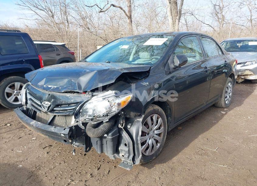 Photo 6 of 2013 Toyota Corolla LE (VIN 2T1BU4EE4DC987884)