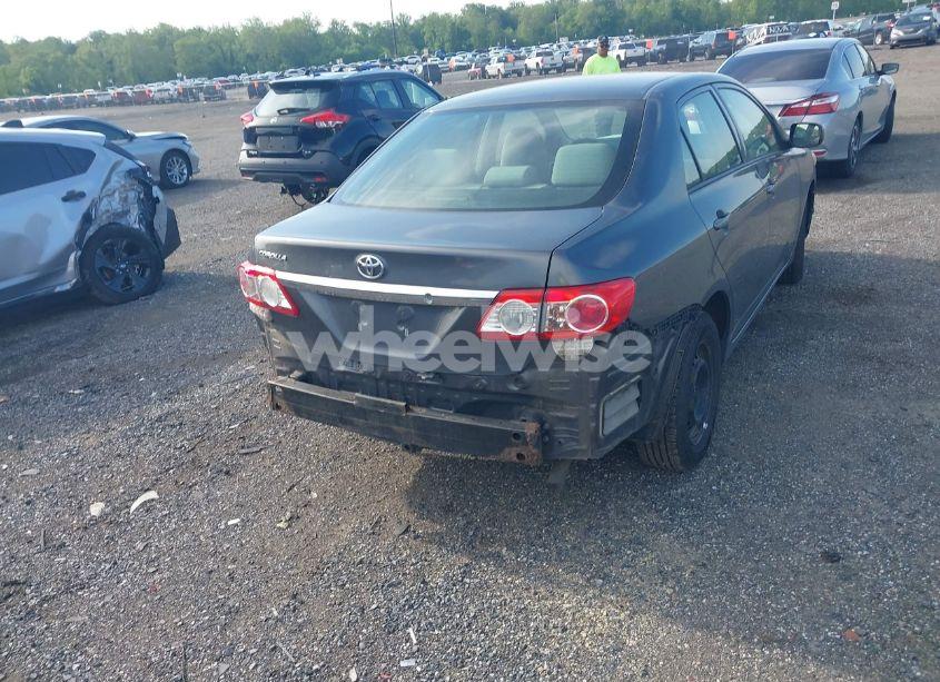 Photo 16 of 2013 Toyota Corolla L (VIN 2T1BU4EE4DC993801)