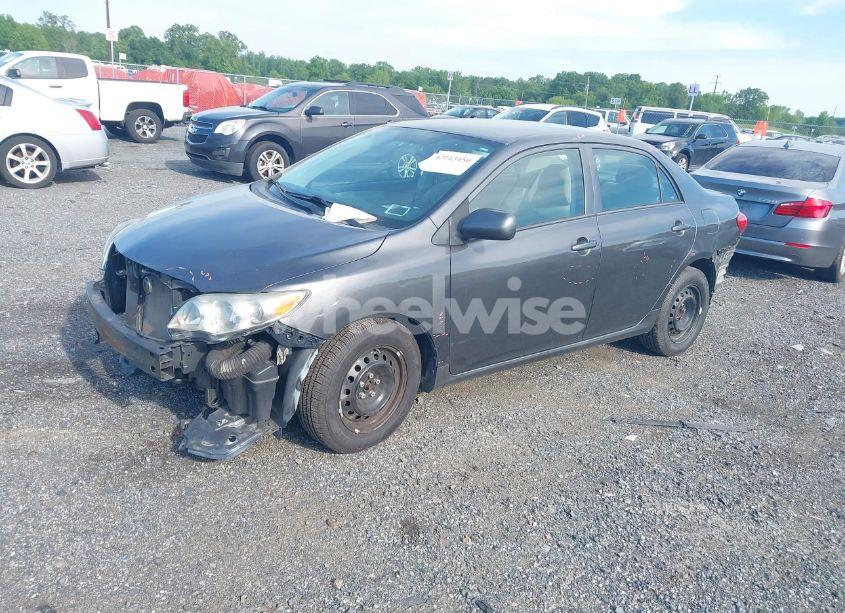 Photo 2 of 2013 Toyota Corolla L (VIN 2T1BU4EE4DC993801)