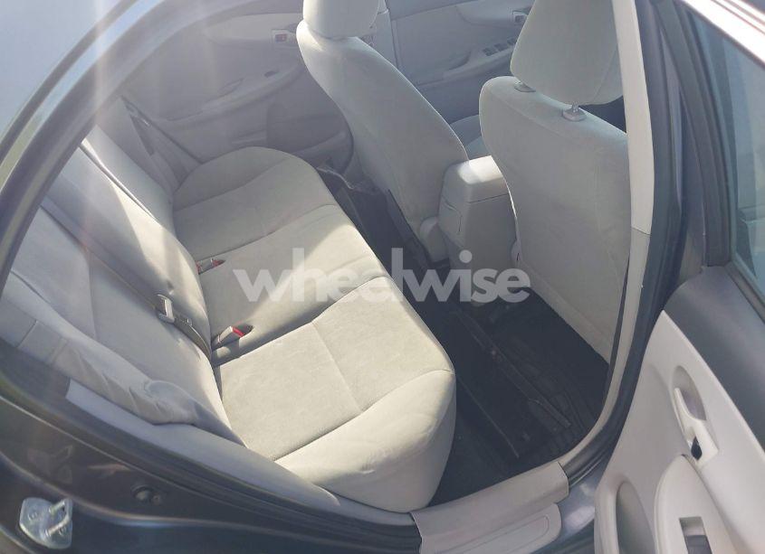 Photo 8 of 2013 Toyota Corolla L (VIN 2T1BU4EE4DC993801)