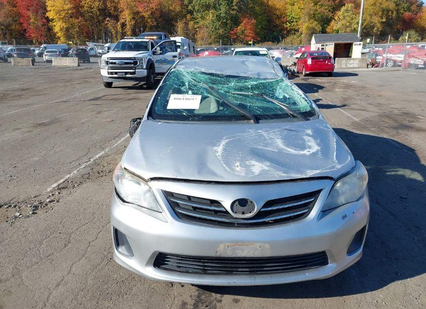 Photo 6 of 2013 Toyota Corolla LE (VIN 2T1BU4EE4DC994866)