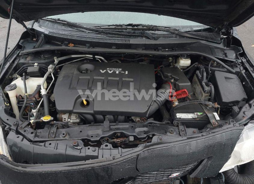 Photo 10 of 2010 Toyota Corolla S (VIN 2T1BU4EE5AC237583)