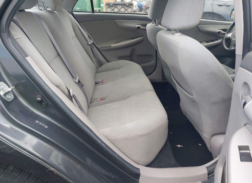 Photo 8 of 2010 Toyota Corolla LE (VIN 2T1BU4EE5AC253489)