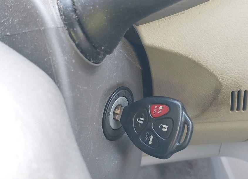 Photo 11 of 2010 Toyota Corolla LE (VIN 2T1BU4EE5AC257350)