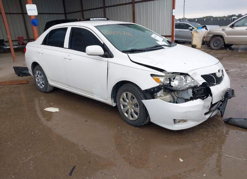 2010 Toyota Corolla LE (VIN 2T1BU4EE5AC275802) main photo