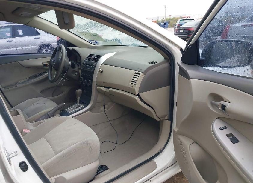 Photo 5 of 2010 Toyota Corolla LE (VIN 2T1BU4EE5AC275802)