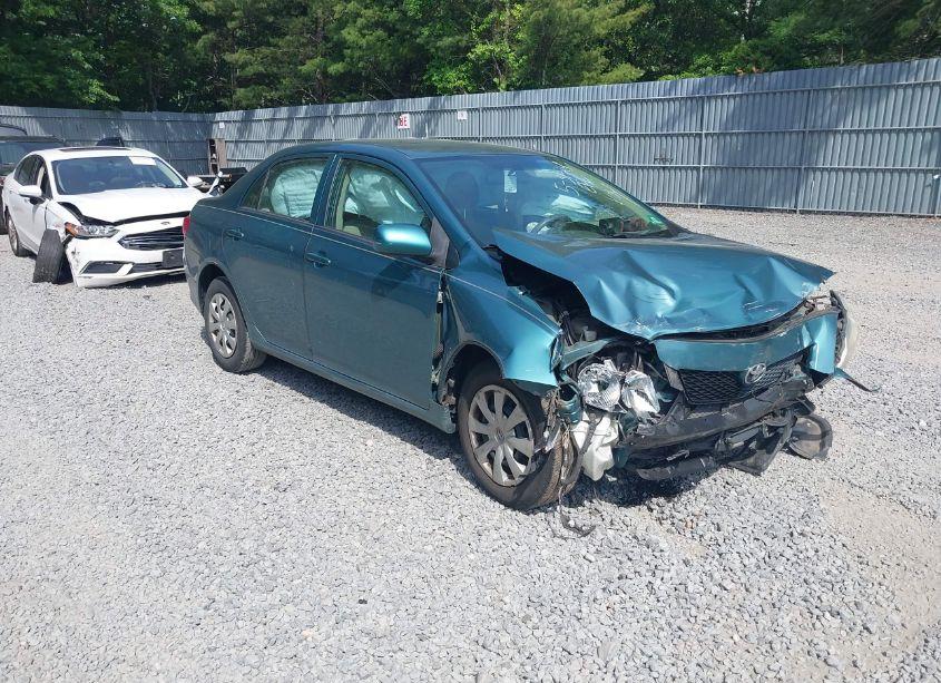 2010 Toyota Corolla LE (VIN 2T1BU4EE5AC324819) main photo