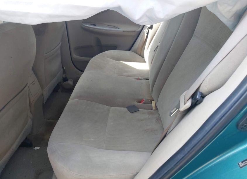 Photo 8 of 2010 Toyota Corolla LE (VIN 2T1BU4EE5AC324819)