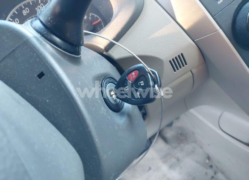 Photo 11 of 2010 Toyota Corolla LE (VIN 2T1BU4EE5AC372112)