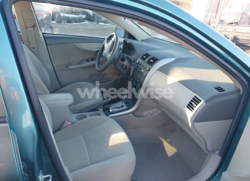 Photo 5 of 2010 Toyota Corolla LE (VIN 2T1BU4EE5AC372112)