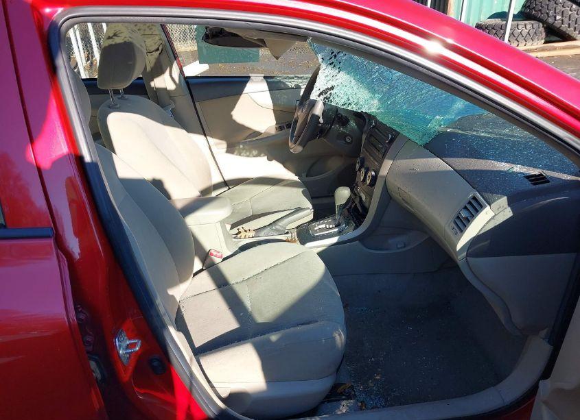 Photo 5 of 2010 Toyota Corolla LE (VIN 2T1BU4EE5AC393137)