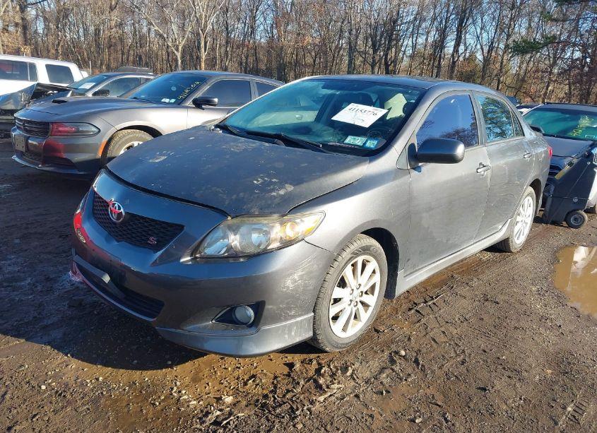 Photo 2 of 2010 Toyota Corolla S (VIN 2T1BU4EE5AC426783)