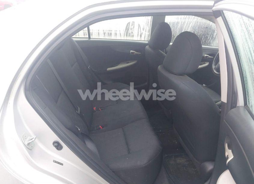 Photo 8 of 2010 Toyota Corolla S (VIN 2T1BU4EE5AC457161)