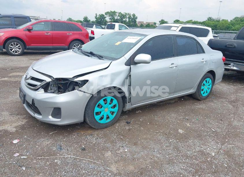 Photo 2 of 2011 Toyota Corolla LE (VIN 2T1BU4EE5BC547878)