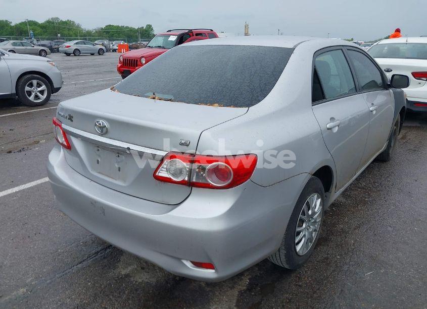 Photo 4 of 2011 Toyota Corolla LE (VIN 2T1BU4EE5BC563739)