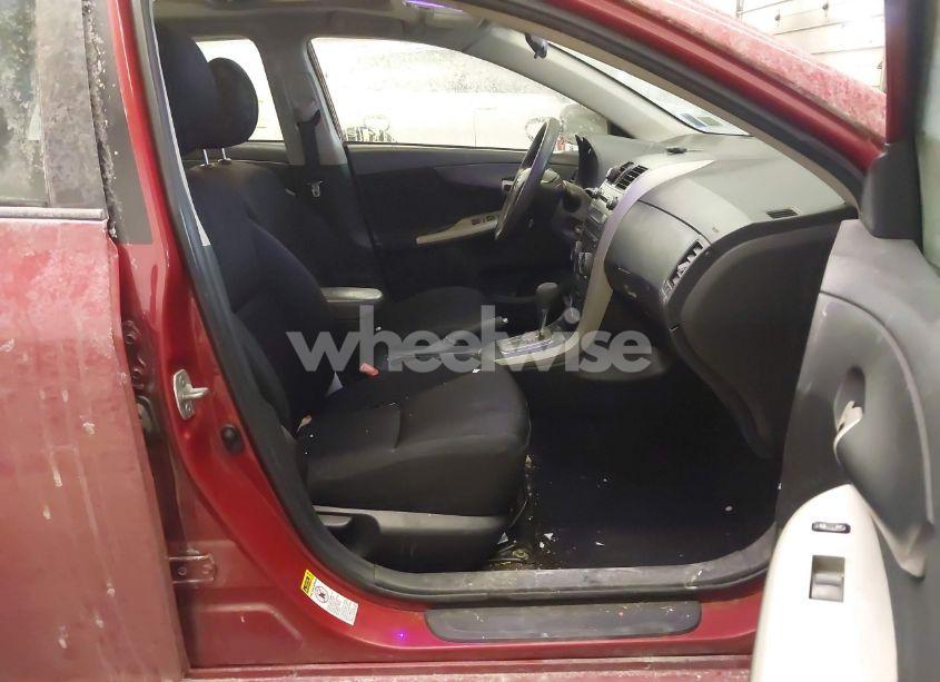 Photo 5 of 2011 Toyota Corolla S (VIN 2T1BU4EE5BC626077)