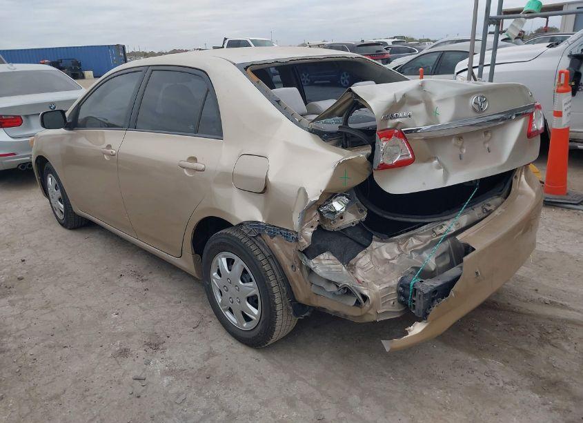 Photo 3 of 2011 Toyota Corolla LE (VIN 2T1BU4EE5BC629500)