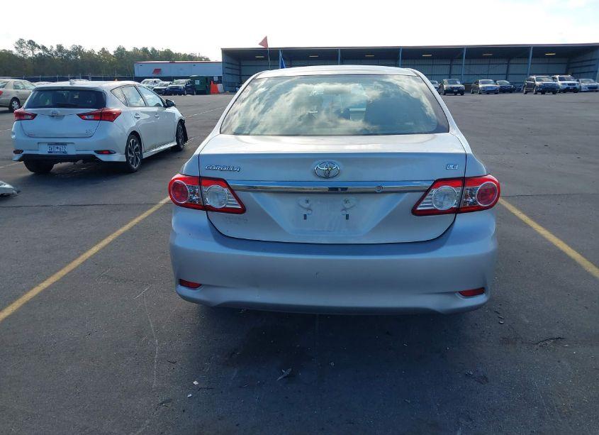 Photo 16 of 2011 Toyota Corolla LE (VIN 2T1BU4EE5BC645552)