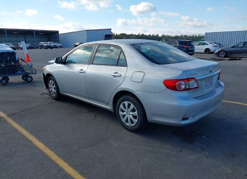 Photo 3 of 2011 Toyota Corolla LE (VIN 2T1BU4EE5BC645552)