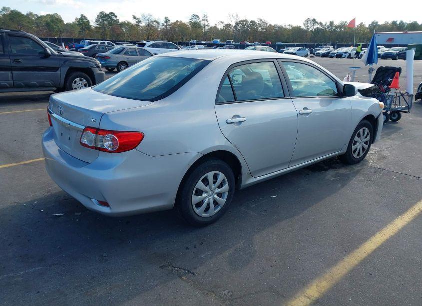 Photo 4 of 2011 Toyota Corolla LE (VIN 2T1BU4EE5BC645552)