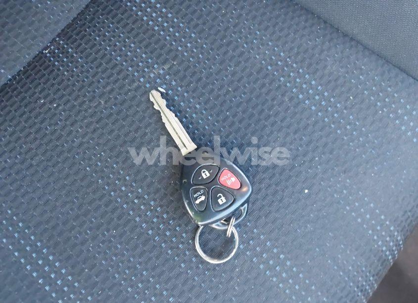 Photo 11 of 2011 Toyota Corolla S (VIN 2T1BU4EE5BC656938)