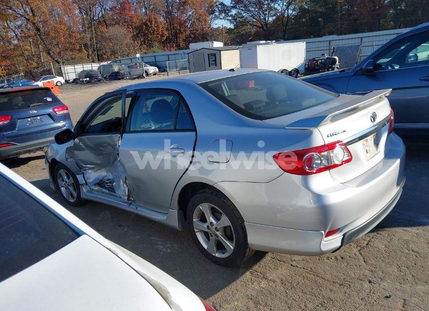 Photo 14 of 2011 Toyota Corolla S (VIN 2T1BU4EE5BC656938)