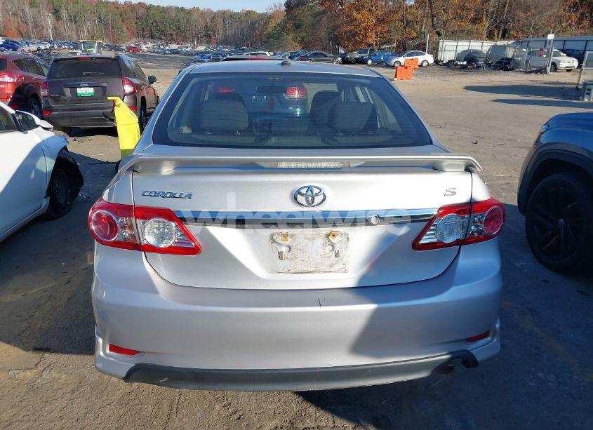 Photo 16 of 2011 Toyota Corolla S (VIN 2T1BU4EE5BC656938)