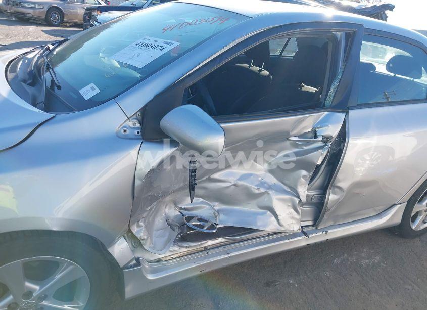 Photo 6 of 2011 Toyota Corolla S (VIN 2T1BU4EE5BC656938)