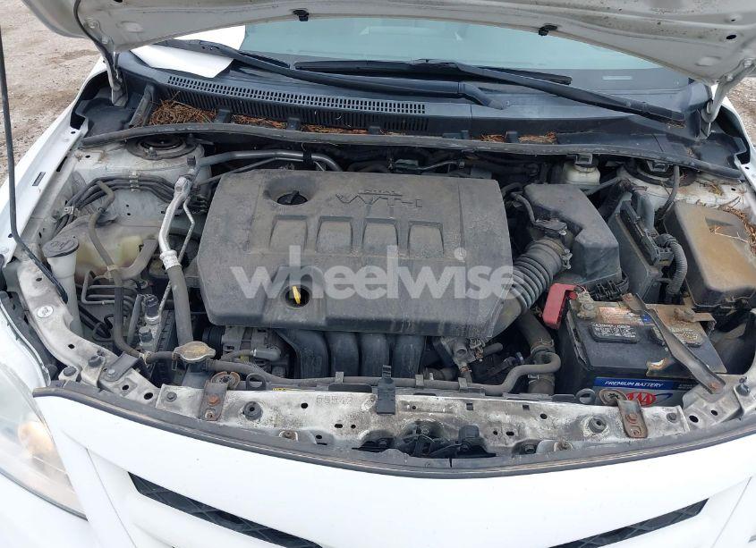 Photo 10 of 2011 Toyota Corolla LE (VIN 2T1BU4EE5BC668913)