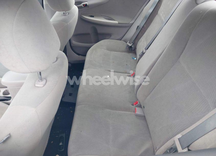 Photo 8 of 2011 Toyota Corolla LE (VIN 2T1BU4EE5BC668913)