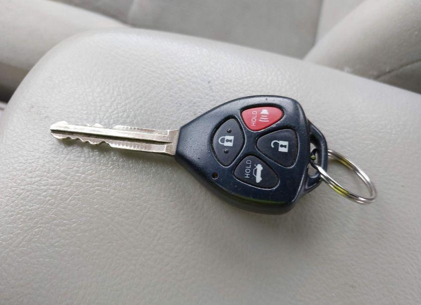 Photo 11 of 2011 Toyota Corolla LE (VIN 2T1BU4EE5BC680849)