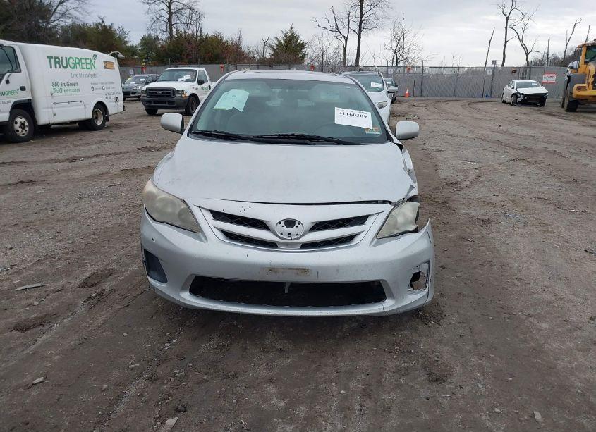 Photo 12 of 2011 Toyota Corolla LE (VIN 2T1BU4EE5BC687669)