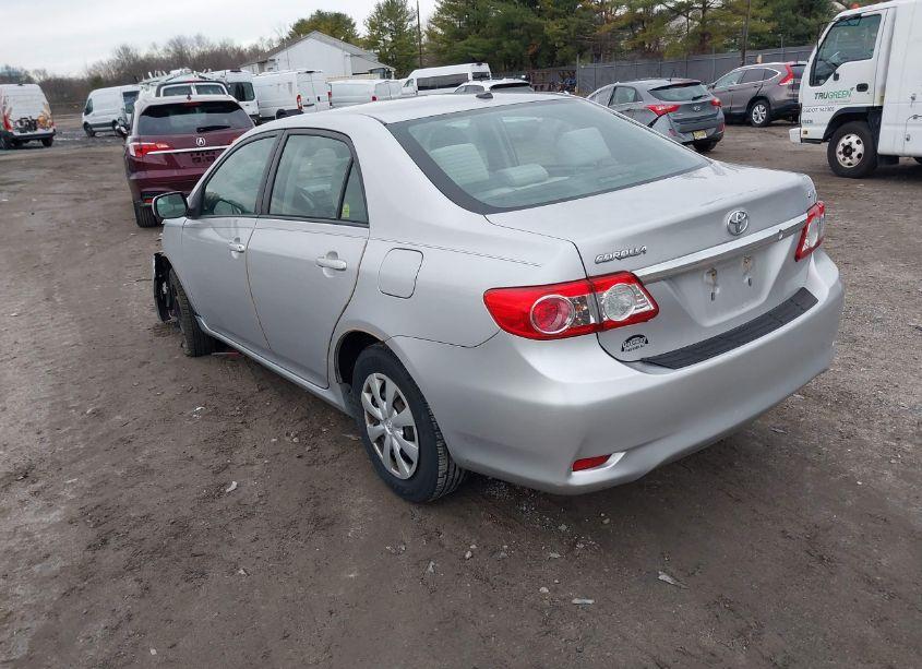 Photo 3 of 2011 Toyota Corolla LE (VIN 2T1BU4EE5BC687669)