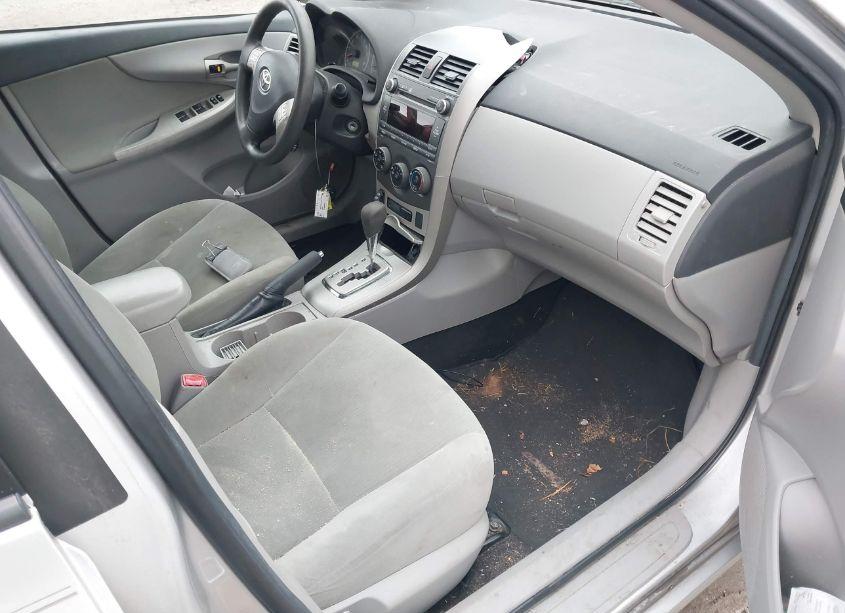 Photo 5 of 2011 Toyota Corolla LE (VIN 2T1BU4EE5BC687669)