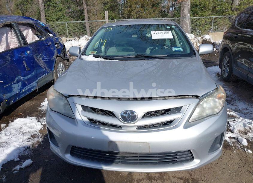 Photo 12 of 2011 Toyota Corolla LE (VIN 2T1BU4EE5BC690815)