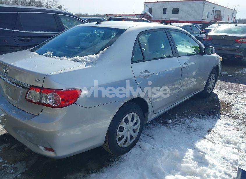 Photo 4 of 2011 Toyota Corolla LE (VIN 2T1BU4EE5BC690815)
