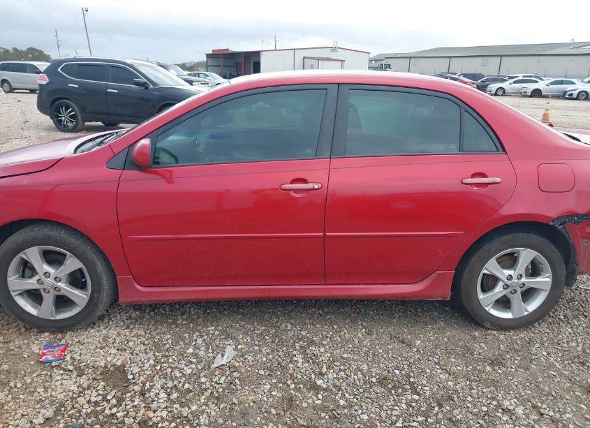 Photo 15 of 2011 Toyota Corolla S (VIN 2T1BU4EE5BC692970)