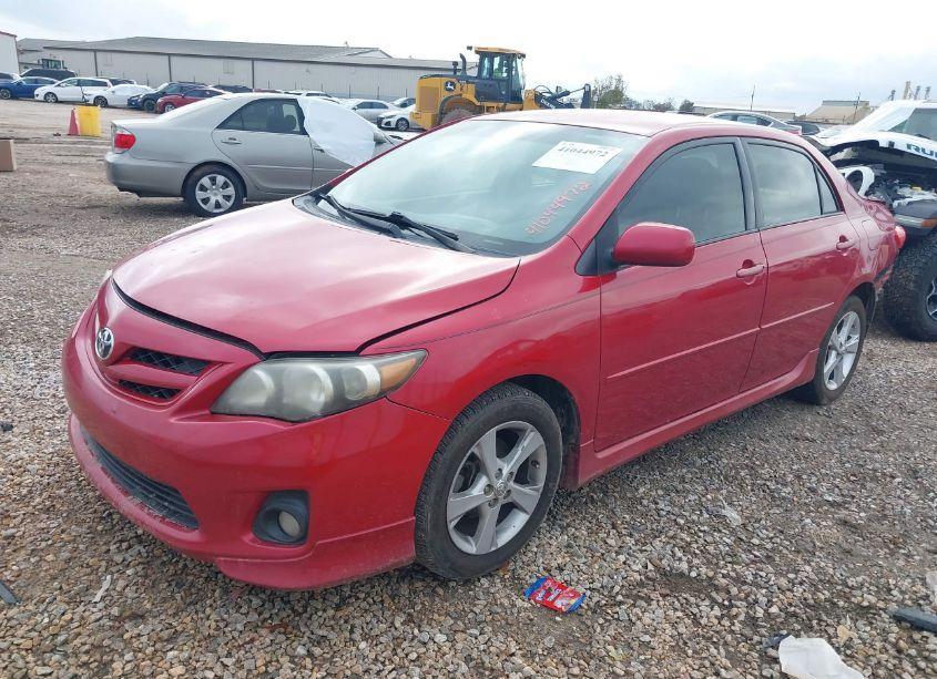 Photo 2 of 2011 Toyota Corolla S (VIN 2T1BU4EE5BC692970)