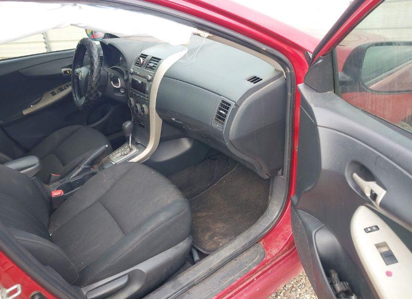 Photo 5 of 2011 Toyota Corolla S (VIN 2T1BU4EE5BC692970)