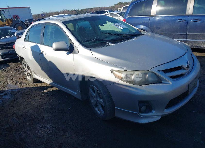 2011 Toyota Corolla S (VIN 2T1BU4EE5BC695240) main photo